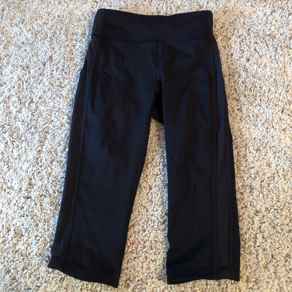 Lululemon high waisted crop